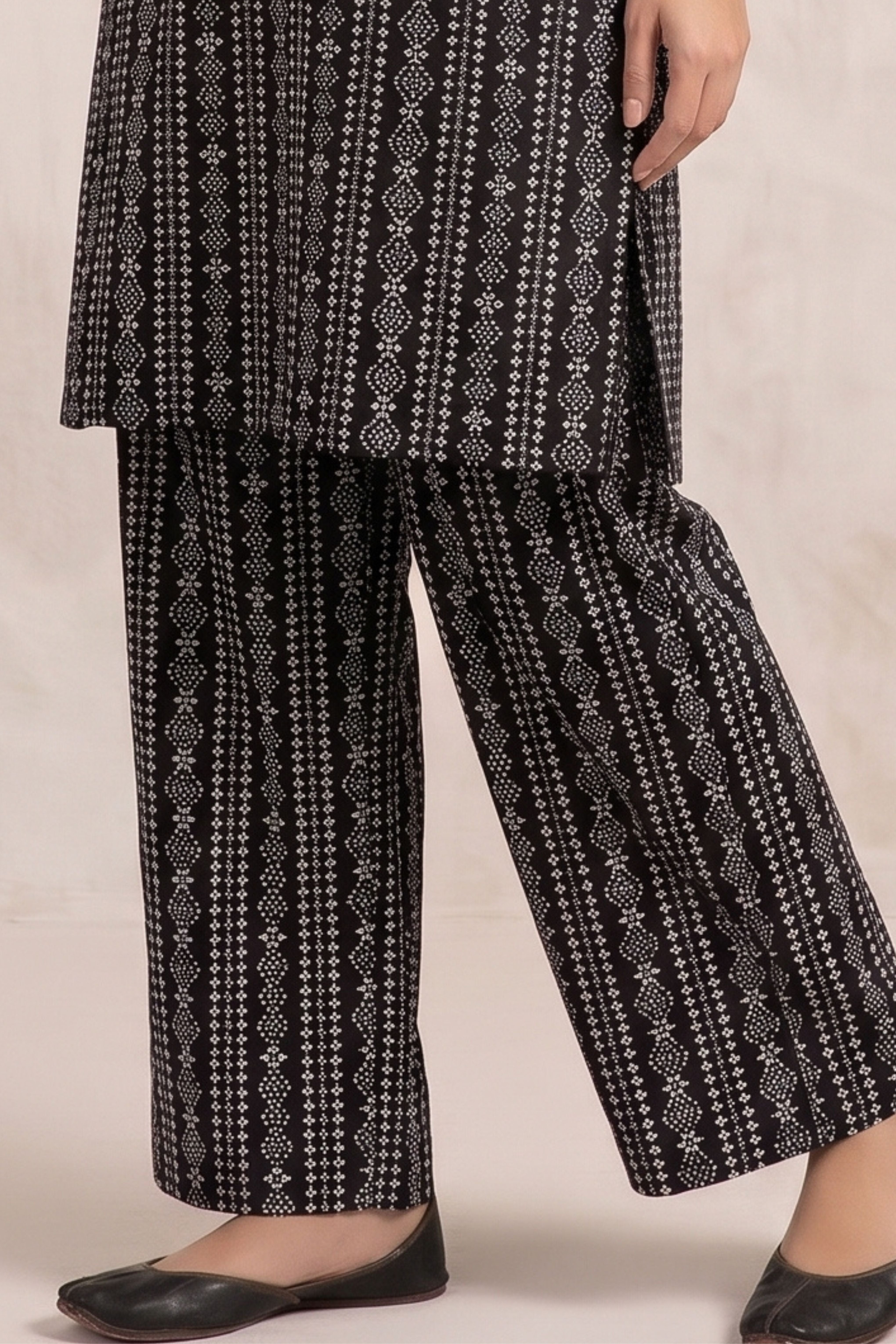 STITCHED PRINT CO-ORD SET 2PC