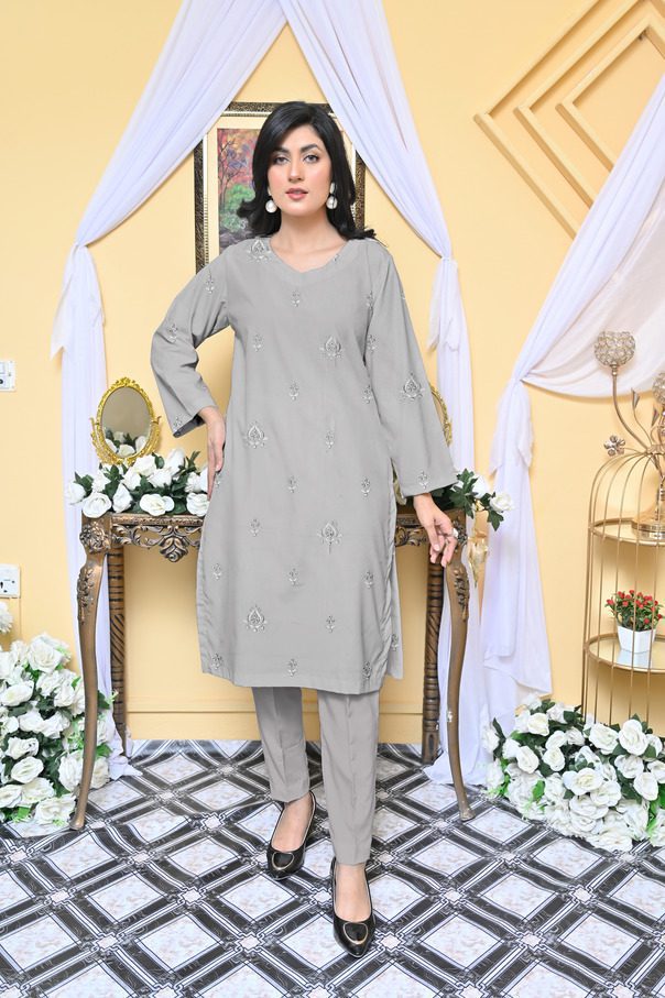 Embroidered Collection RJ-02