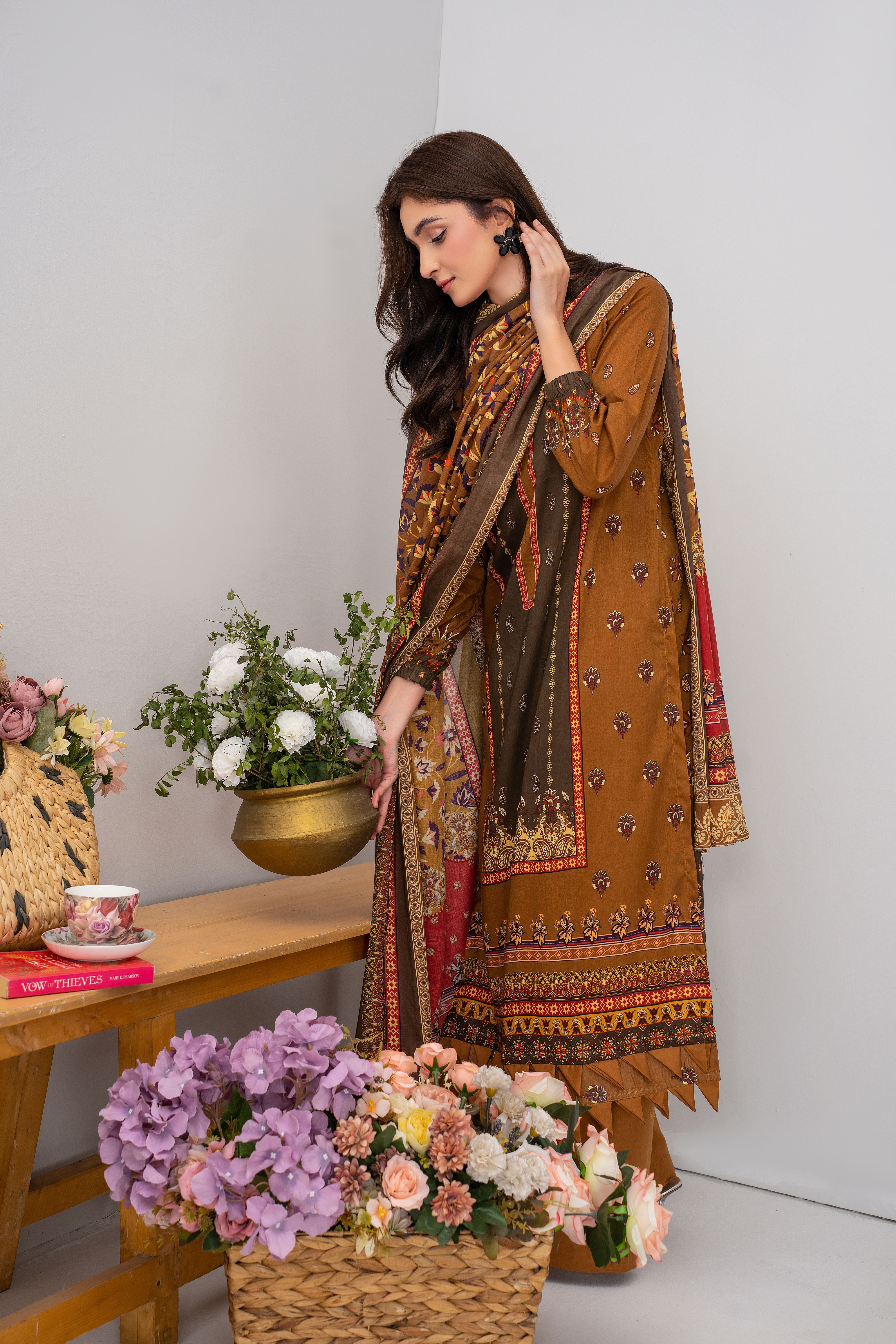 Libas-E-Khas RJ-06